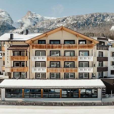 Hotel Antines La Villa  Exteriör bild
