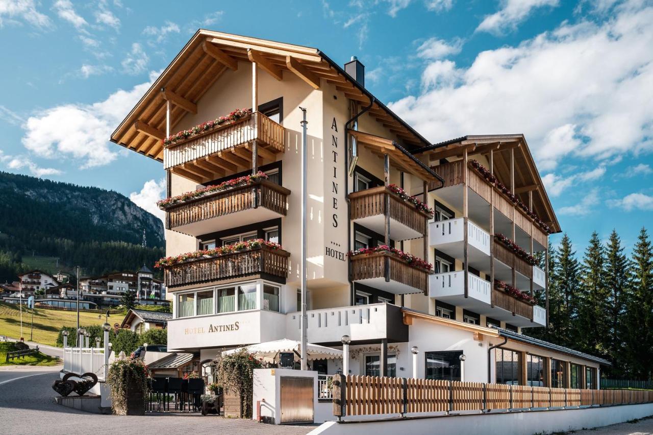 Hotel Antines La Villa  Exteriör bild