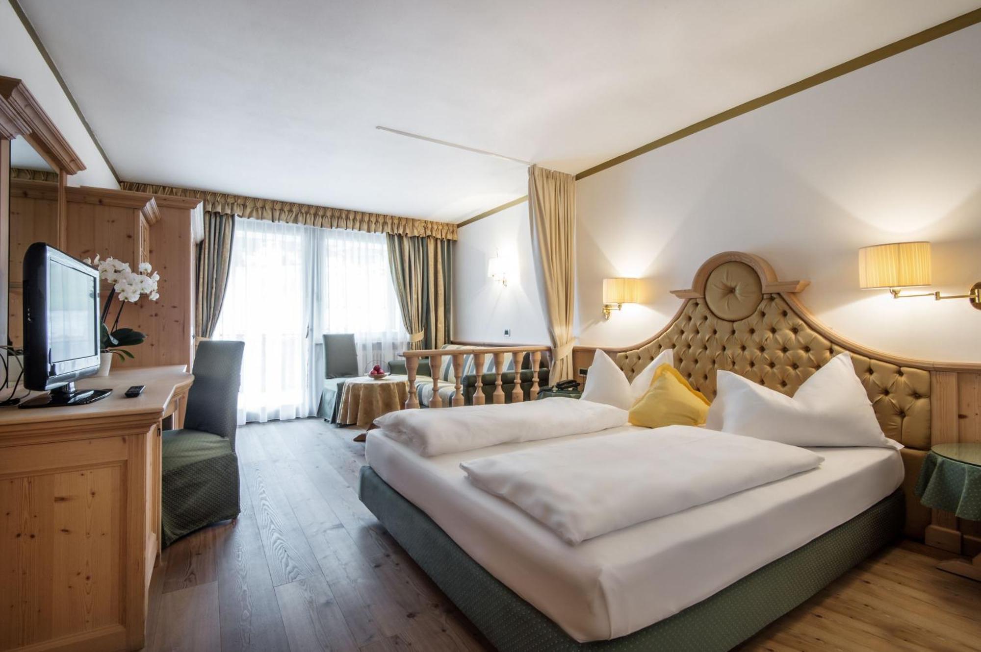 Hotel Antines La Villa  Rum bild