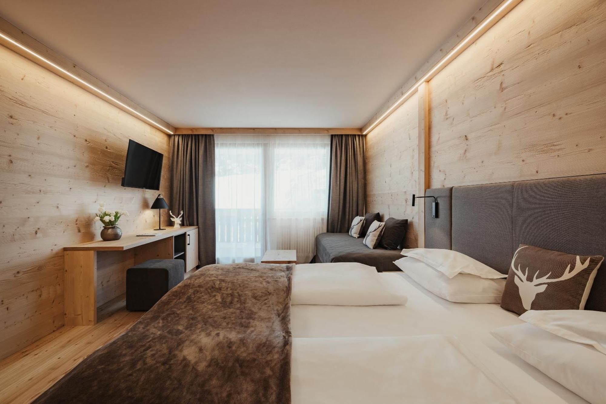 Hotel Antines La Villa  Exteriör bild