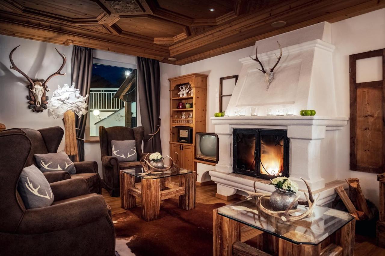 Hotel Antines La Villa  Exteriör bild