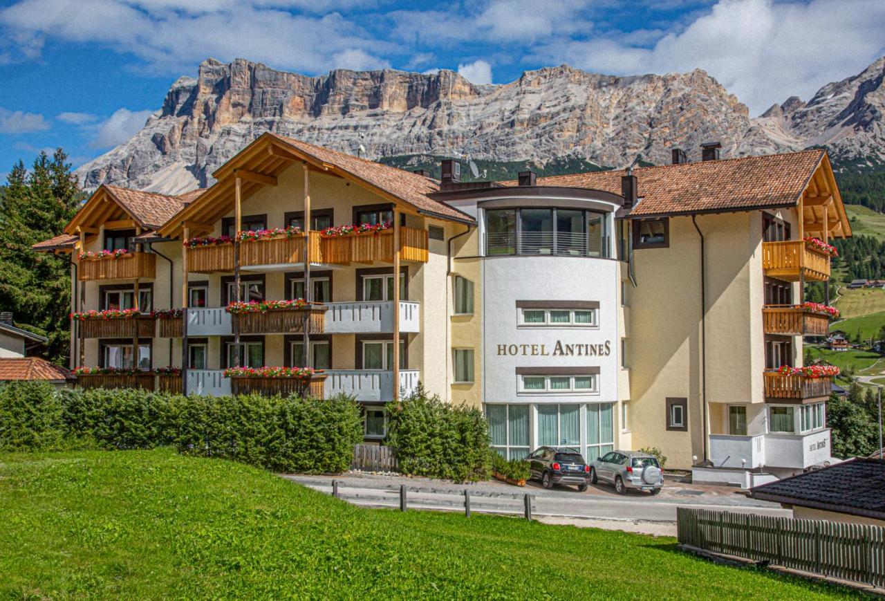 Hotel Antines La Villa  Exteriör bild