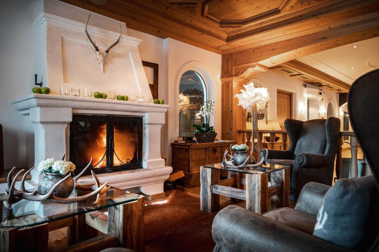 Hotel Antines La Villa  Exteriör bild